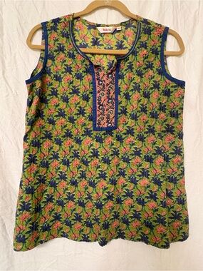 Global style blouse , floral cotton blouse. Size XL.